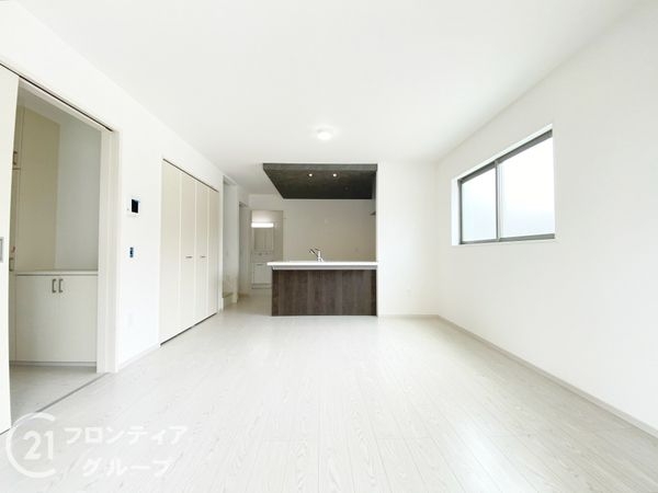 堺市堺区石津町３丁　新築一戸建て　１期　２号棟