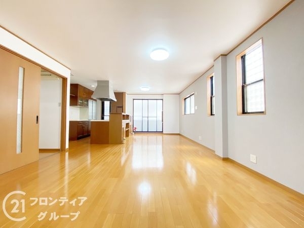 堺市東区日置荘西町３丁　中古一戸建て