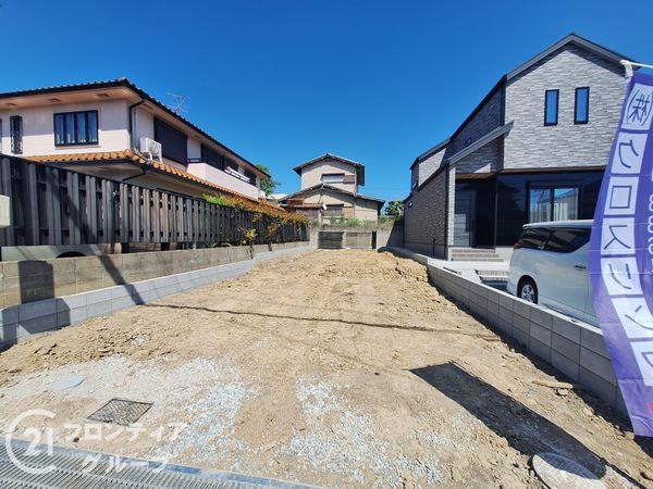 堺市西区堀上緑町１丁　新築一戸建て　２期　全１区画