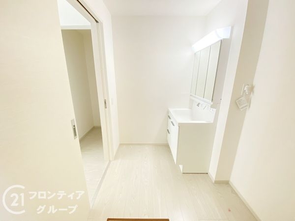 堺市西区堀上緑町１丁　新築一戸建て　２期　全１区画