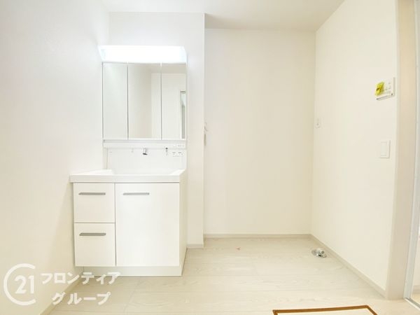 堺市西区堀上緑町１丁　新築一戸建て　２期　全１区画