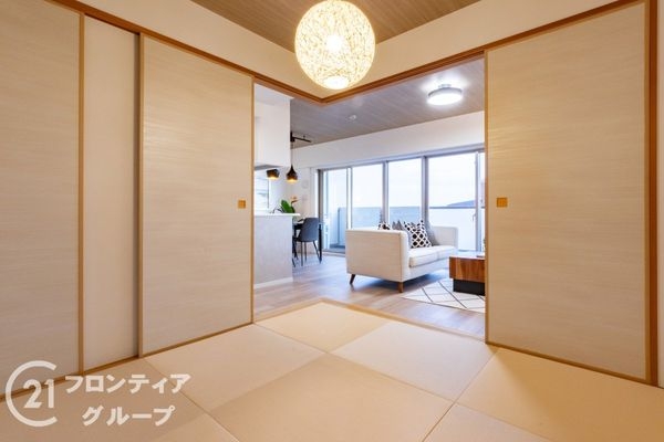 クレアコート上野芝ラベルヴィ　中古マンション