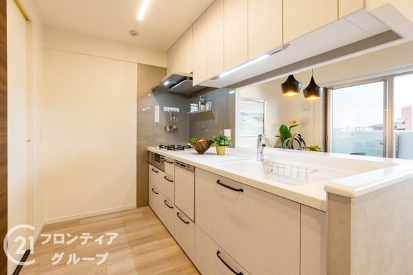 クレアコート上野芝ラベルヴィ　中古マンション