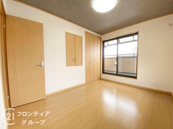 堺市西区鳳西町２丁の中古一戸建て