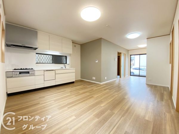 堺市西区鳳西町２丁の中古一戸建て