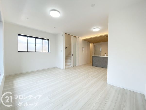 大阪市住吉区帝塚山中４丁目　新築一戸建て
