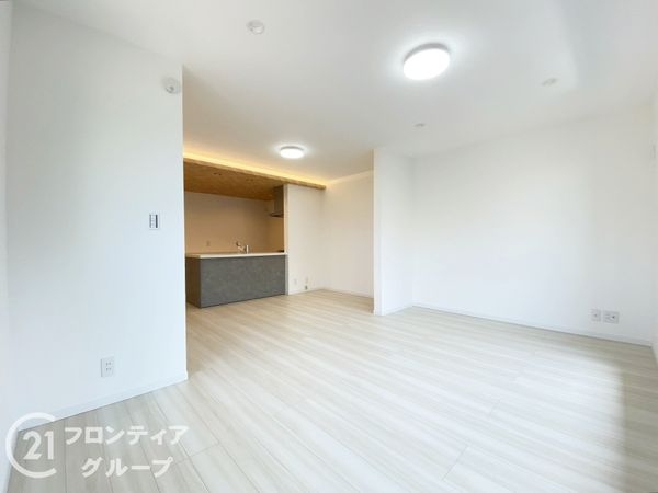 大阪市住吉区帝塚山中４丁目　新築一戸建て