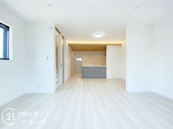 大阪市住吉区帝塚山中４丁目　新築一戸建て
