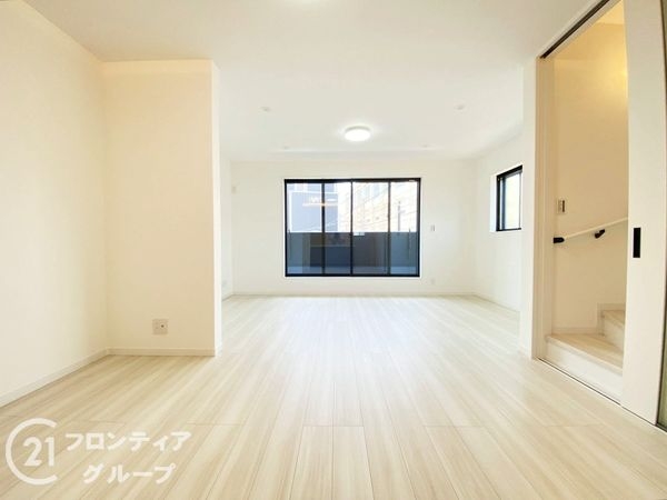 大阪市住吉区帝塚山中４丁目　新築一戸建て