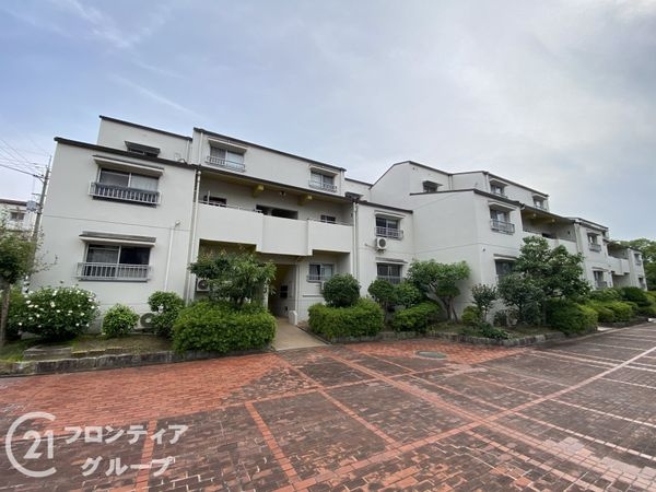 赤坂台B住宅14号棟 中古マンション