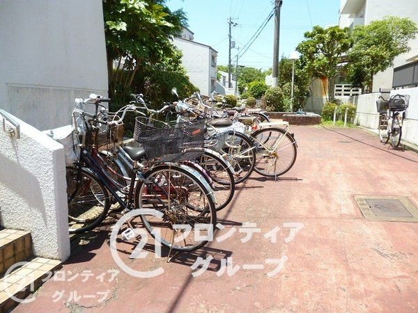 赤坂台Ｂ住宅１４号棟　中古マンション