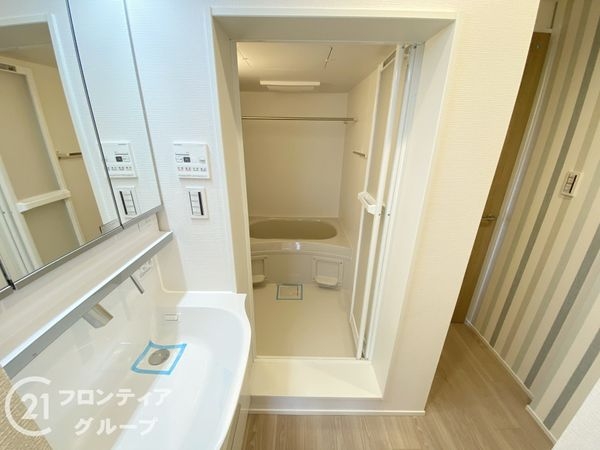 新金岡参丁壱番住宅第壱八棟　中古マンション