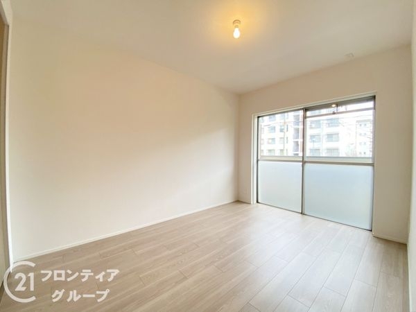 新金岡参丁壱番住宅第壱八棟　中古マンション
