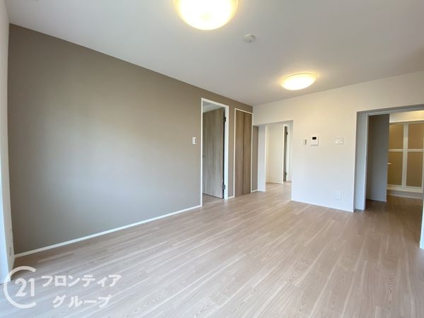 新金岡参丁壱番住宅第壱八棟　中古マンション