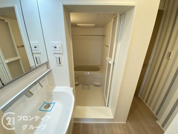 新金岡参丁壱番住宅第壱八棟　中古マンション