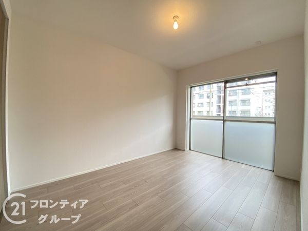新金岡参丁壱番住宅第壱八棟　中古マンション