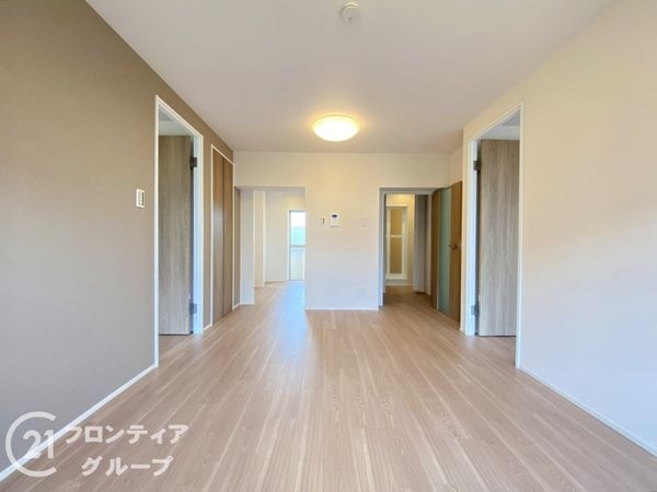 新金岡参丁壱番住宅第壱八棟　中古マンション