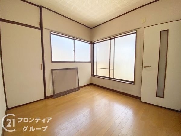 堺市西区上野芝向ヶ丘町６丁の中古一戸建て