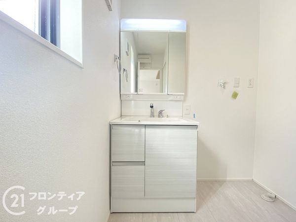 堺市西区堀上緑町２丁　新築一戸建て　３期　全１区画