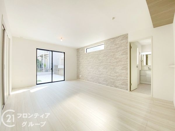 堺市西区堀上緑町２丁　新築一戸建て　３期　全１区画