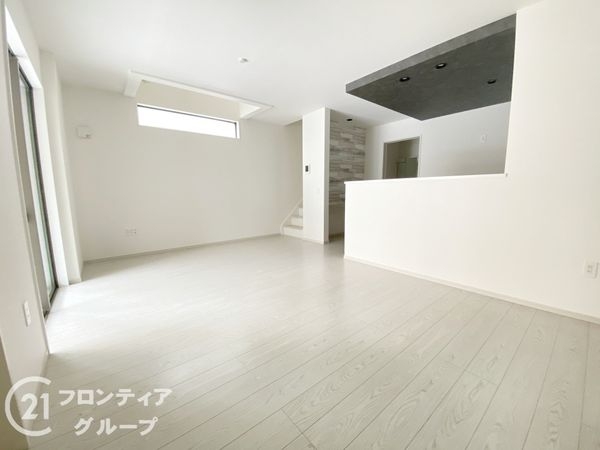 堺市堺区南向陽町１丁　新築一戸建て　１期　全１区画