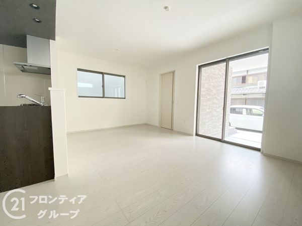 堺市堺区南向陽町１丁　新築一戸建て　１期　全１区画