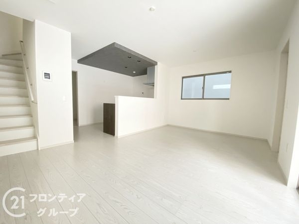 堺市堺区南向陽町１丁　新築一戸建て　１期　全１区画
