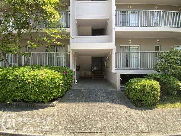 光明池駅前第３住宅８号棟　中古マンション