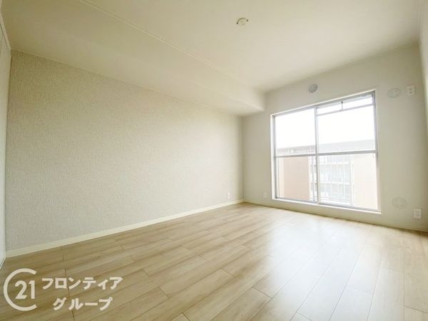 光明池駅前第３住宅８号棟　中古マンション