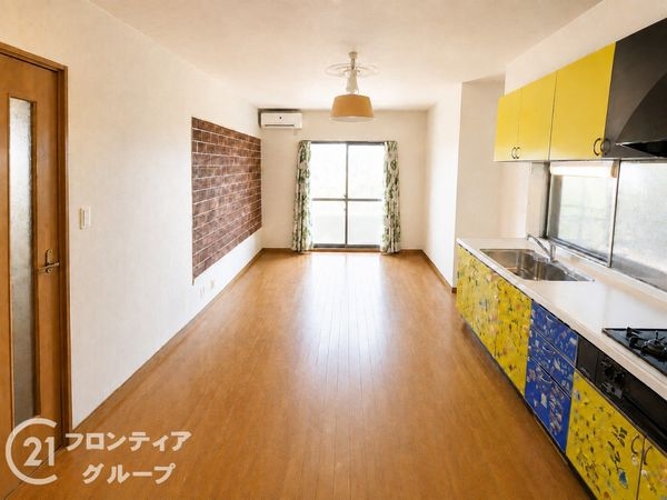 堺市西区草部　中古一戸建て