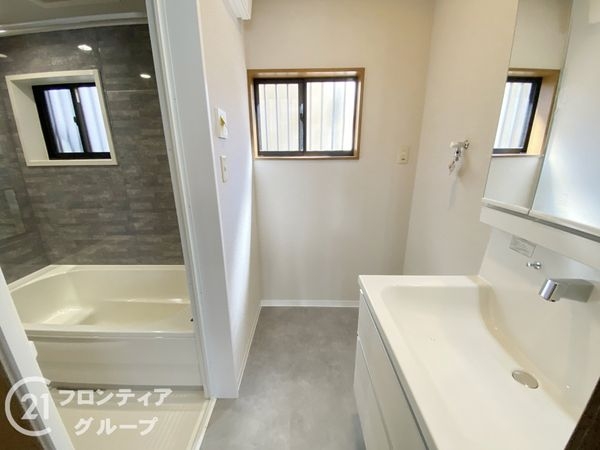 堺市中区新家町の中古一戸建て