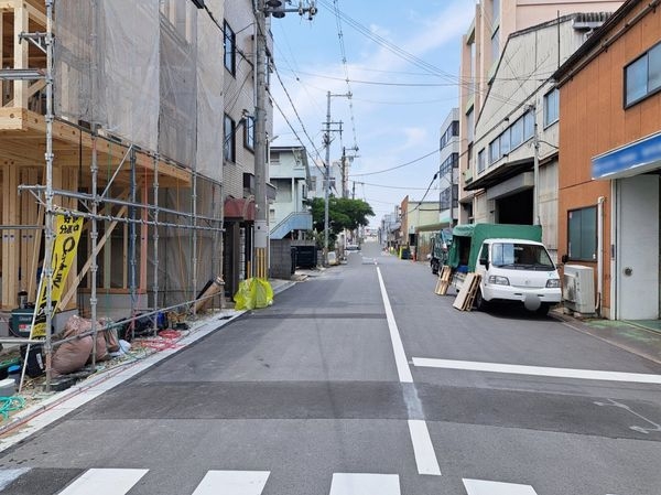 FrontierGardens　東大阪市高井田西２丁目　…
