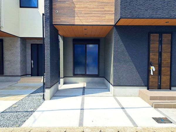 FrontierGardens　東大阪市鴻池町1丁目　新…