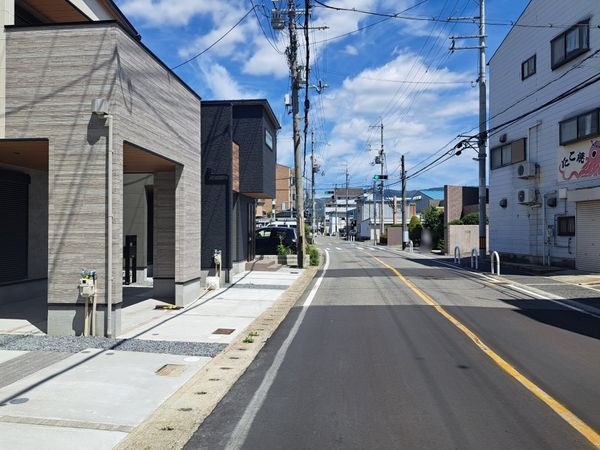 FrontierGardens　東大阪市鴻池町１丁目　新…