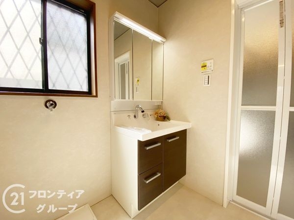 堺市西区上の中古一戸建て