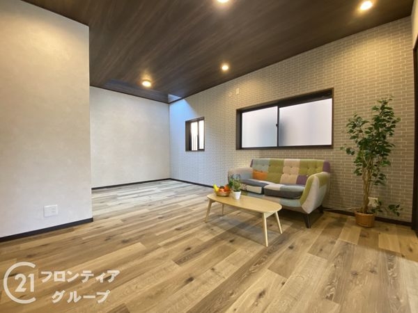 堺市西区上の中古一戸建て