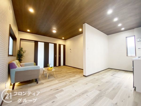 堺市西区上の中古一戸建て