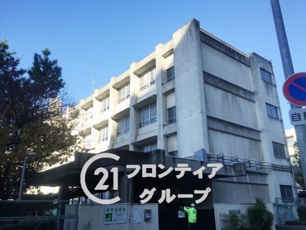 堺市北区中百舌鳥町１丁の中古一戸建て(堺市立中百舌鳥小学校)