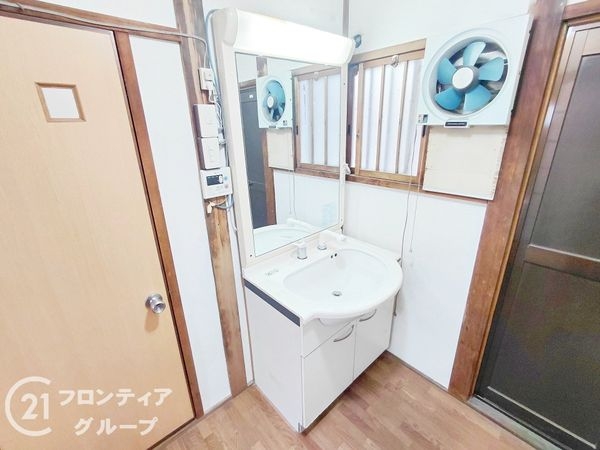 堺市西区浜寺石津町東３丁の中古一戸建て