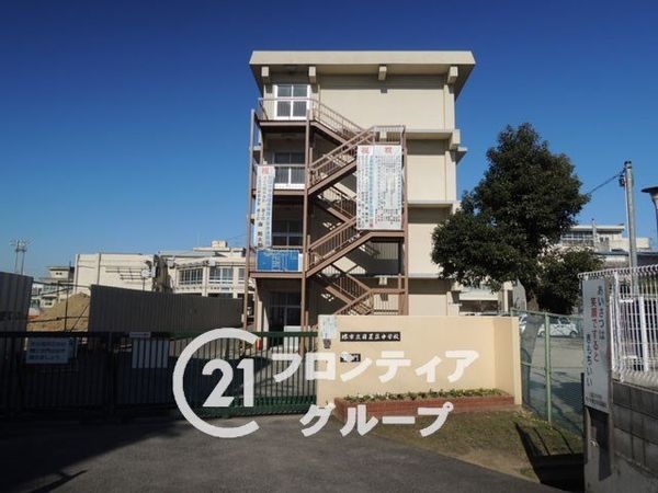 エステム堺萩原天神　中古マンション(堺市立日置荘中学校)