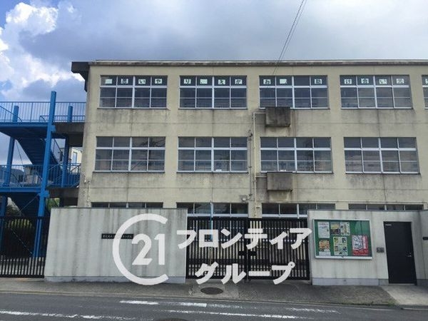 FrontierGardens　東大阪市日下町３丁目　新…(東大阪市立孔舎衙東小学校)