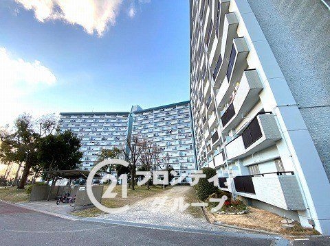 泉北若松台ＡＢ住宅壱号棟　中古マンション
