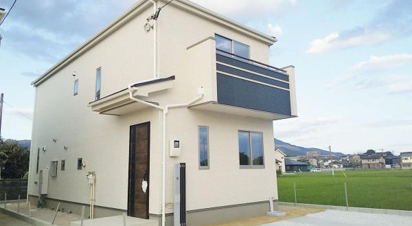 直方市大字感田の新築一戸建