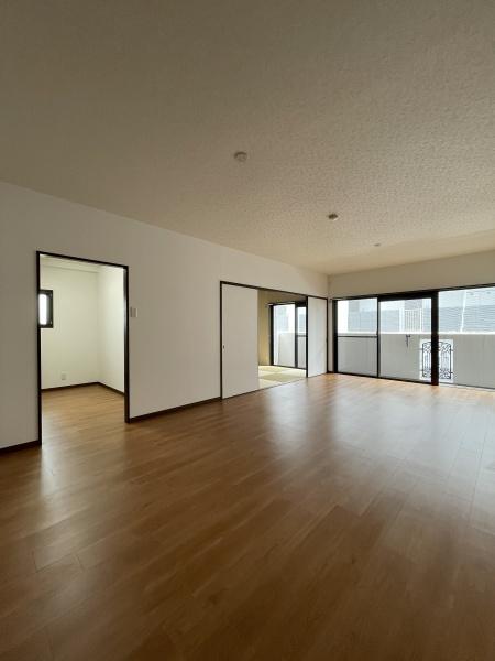 プリアデス木屋瀬　406号