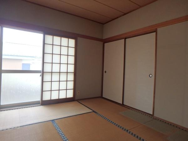 直方市大字上新入の中古一戸建て