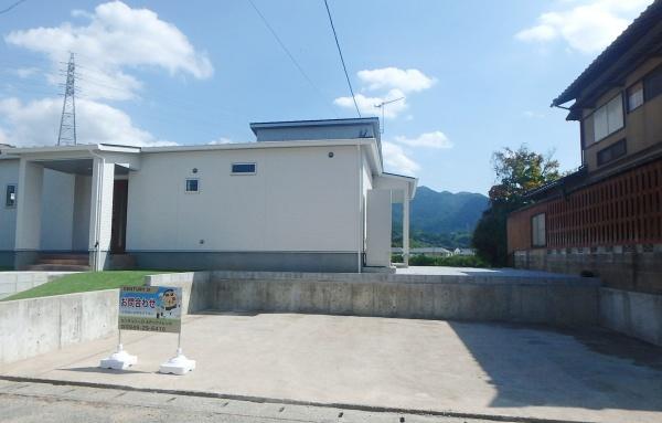 直方市大字上頓野の中古一戸建
