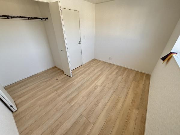 東近江市中野町第２－２号棟　新築分譲住宅