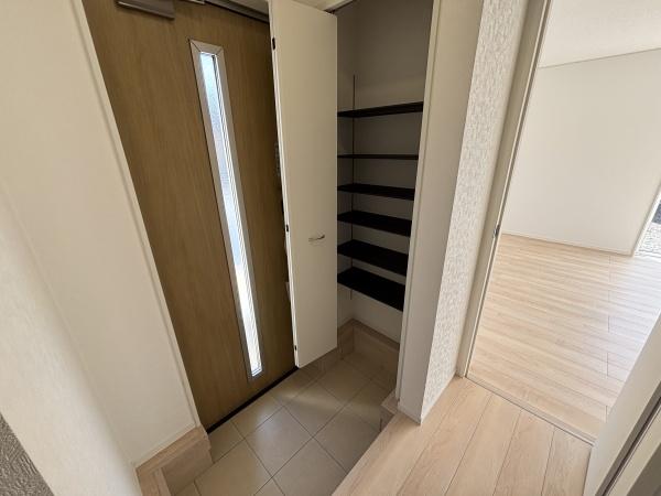 彦根市東沼波町第７－１号棟　新築分譲住宅