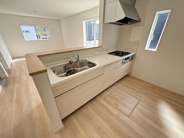 彦根市東沼波町第７－１号棟　新築分譲住宅
