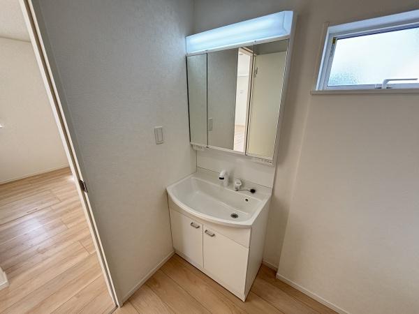 彦根市東沼波町第７－１号棟　新築分譲住宅